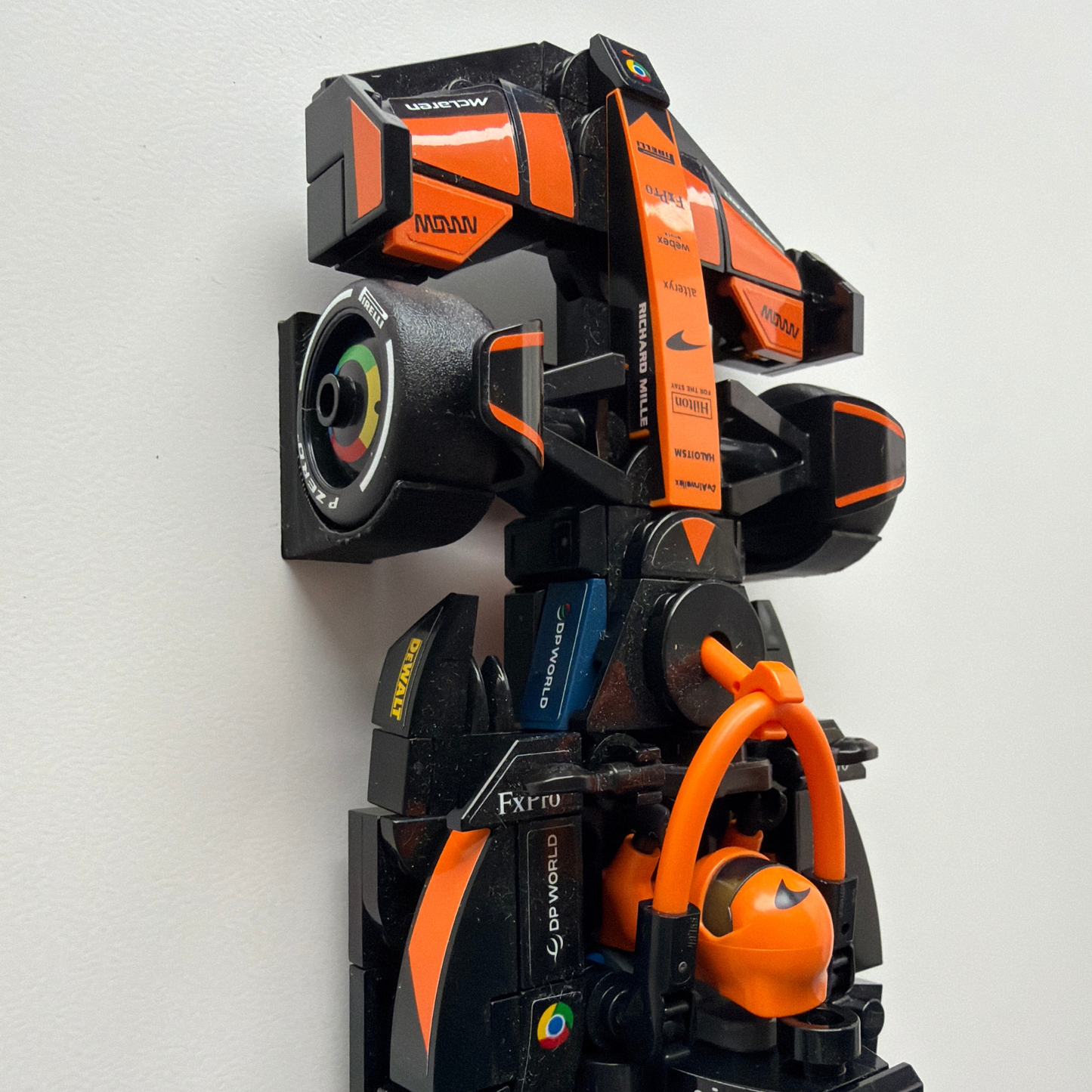 Simple wall mount for LEGO® Speed ​​Champions