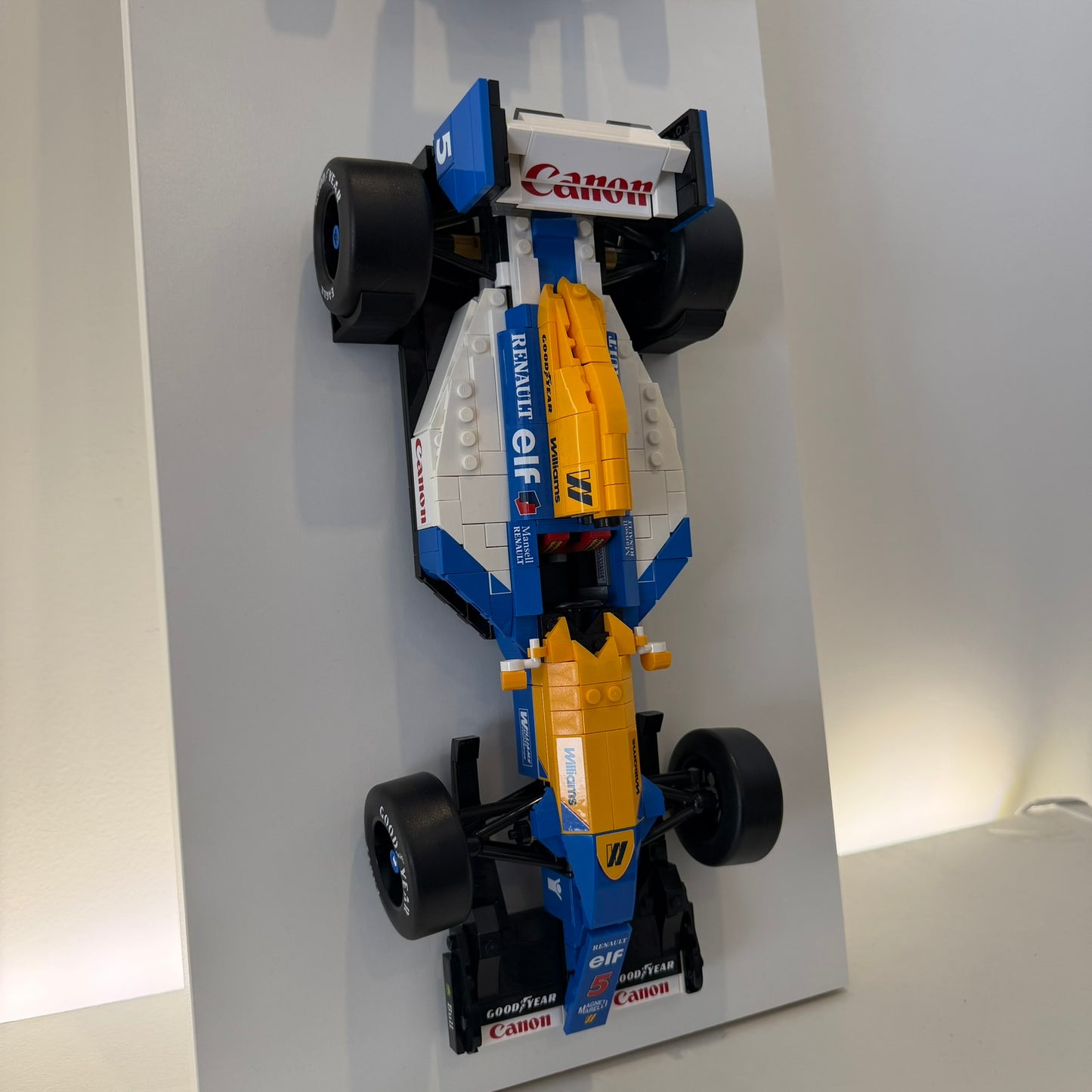 Suporte de Parede LEGO Icons F1 — Senna, Mansell & Schumacher (10330 / 10353 / 11375)